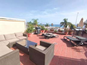 First Beach line apartment with 3 bedrooms and parking, Nerja